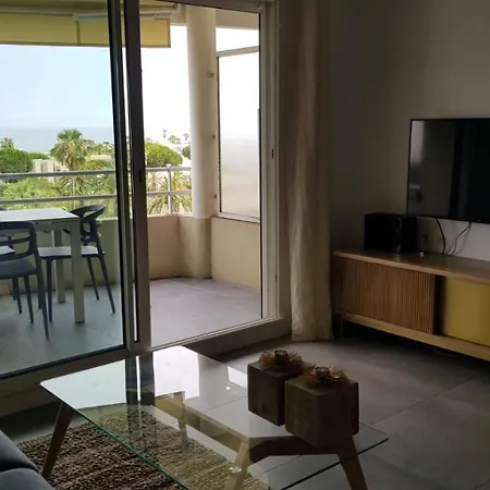 Apartment Nice: Bel Vue Avec Grande Terrasse Nice